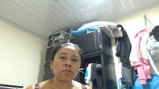 adrixxx38 online show from 04-17-26, 08:11