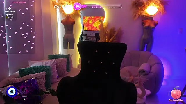 Snapshot of Angel_Peach chatting on 06-15-26, 02:17 Angel Peach online show from 06-15-26, 02:17