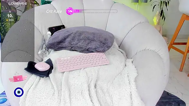 Angel Peach online show from 03-11-25, 05:02