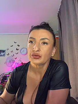 Snapshot of Hotangel75 chatting on 07-17-26, 05:59 Hotangel75 online show from 07-17-26, 05:59