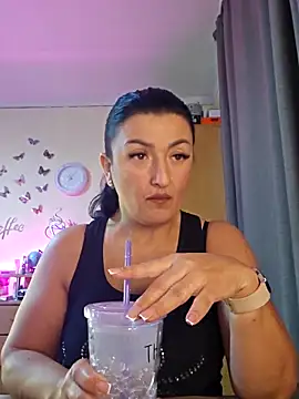 Hotangel75 online show from 10-30-25, 06:55