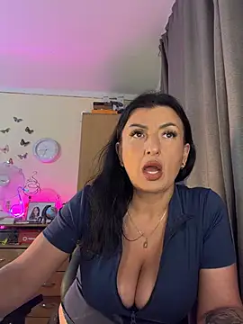 Snapshot of Hotangel75 chatting on 07-04-26, 03:38 Hotangel75 online show from 07-04-26, 03:38