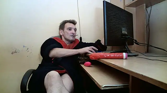 dundyFocus online show from 10-30-25, 03:42