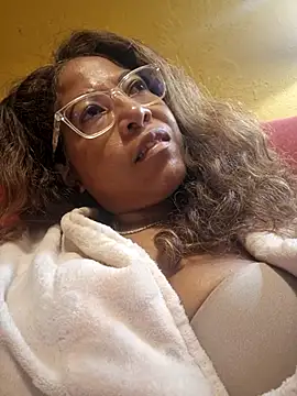 mila38 online show from 10-23-25, 10:30