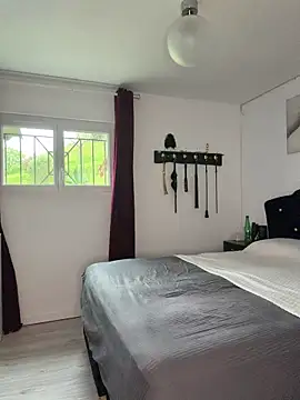 Clara-xoxo online show from 04-13-26, 08:40