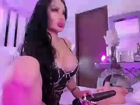 Snapshot of _valeria___ chatting on 09-30-25, 03:12 valeria online show from 09-30-25, 03:12