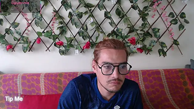 Jack Emily1 online show from 04-07-26, 07:37