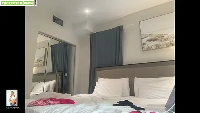 JordynGrange online show from 09-19-25, 10:14