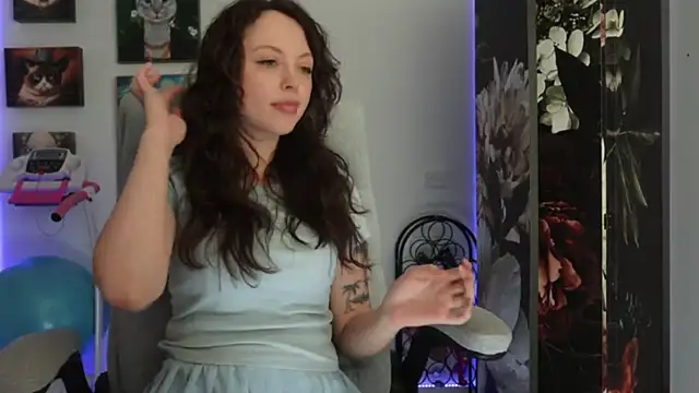 makiyahbelle online show from 01-05-25, 09:37