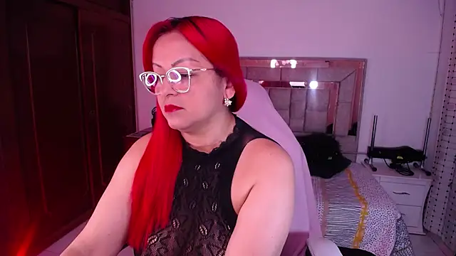 Snapshot of salomecastro_ chatting on 10-22-25, 03:17 salomecastro online show from 10-22-25, 03:17