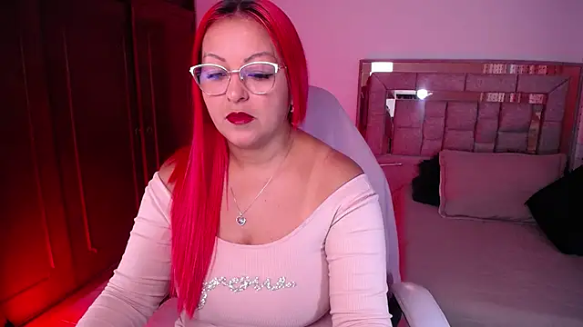 salomecastro  online show from 05-18-26, 10:47