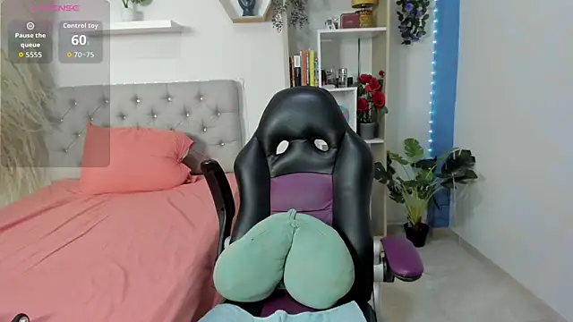 Gaby ortis online show from 03-08-26, 02:04