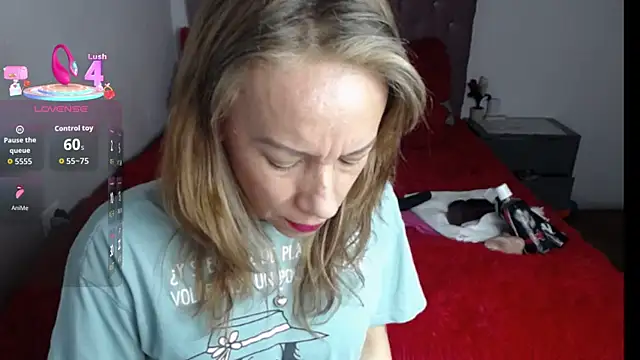 cristin doll  online show from 11-19-25, 09:26