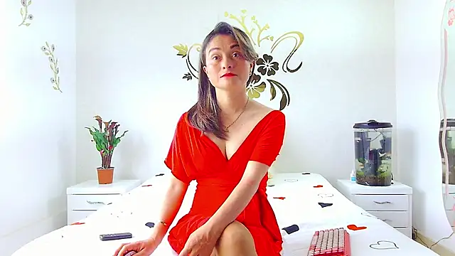 MarcelaFlores online show from 07-16-26, 02:47