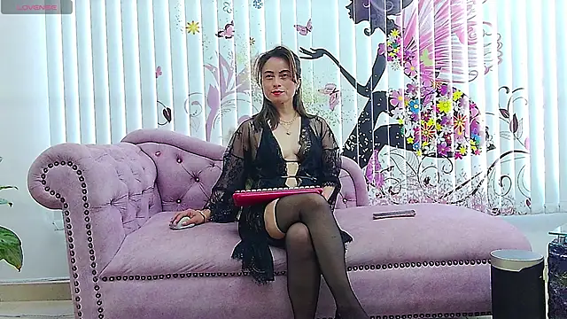 Snapshot of MarcelaFlores chatting on 04-30-26, 02:46 MarcelaFlores online show from 04-30-26, 02:46