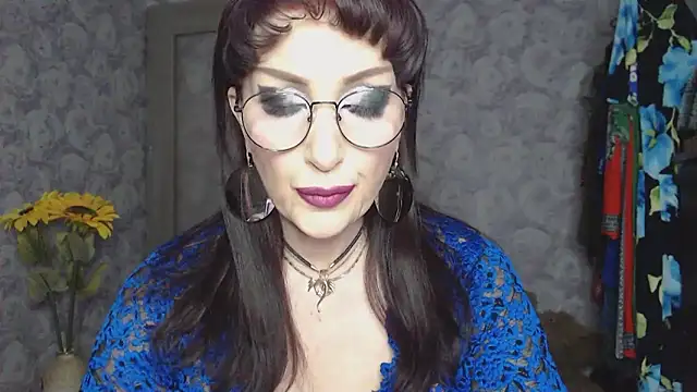 Snapshot of Aziza1 chatting on 05-28-26, 02:23 Aziza1 online show from 05-28-26, 02:23