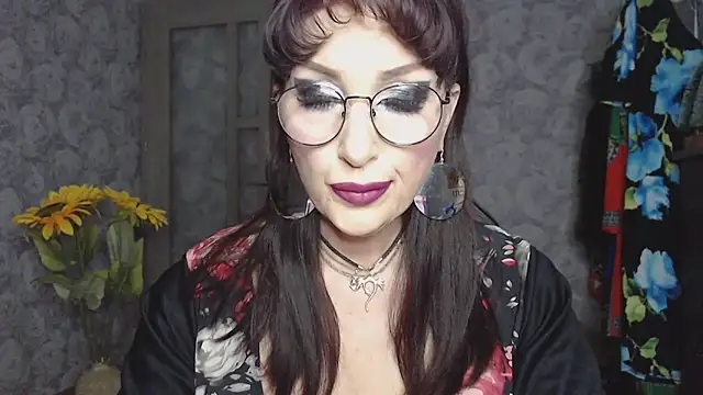 Snapshot of Aziza1 chatting on 05-30-26, 03:06 Aziza1 online show from 05-30-26, 03:06