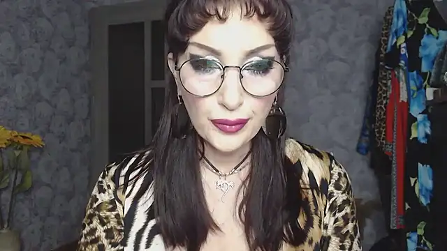 Snapshot of Aziza1 chatting on 04-23-26, 01:57 Aziza1 online show from 04-23-26, 01:57