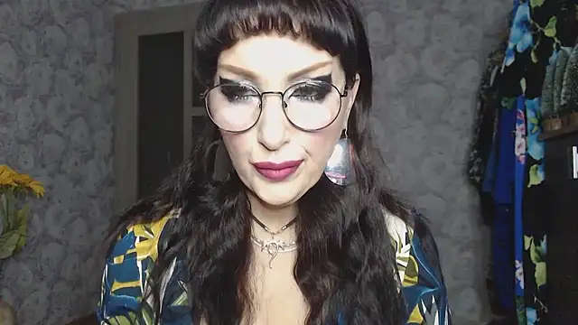 Aziza1 online show from 11-30-25, 11:33