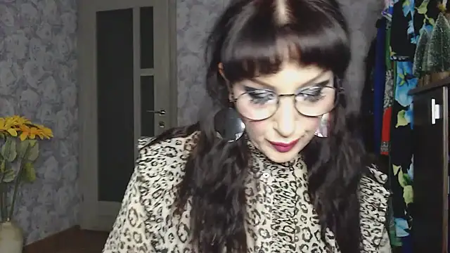 Aziza1 online show from 10-14-25, 03:01