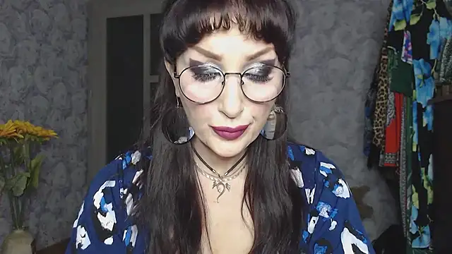 Aziza1 online show from 02-05-26, 03:41