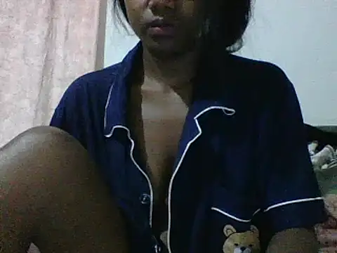 Snapshot of Hamie_sexy chatting on 02-04-26, 07:31 Hamie sexy online show from 02-04-26, 07:31