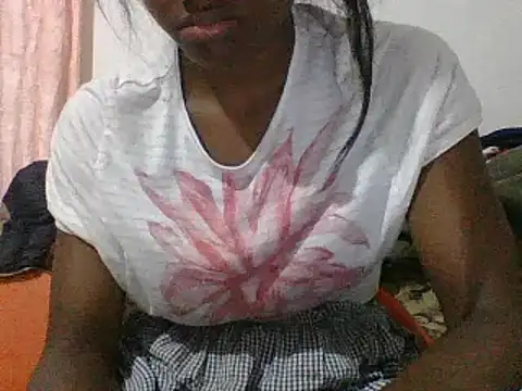 Snapshot of Hamie_sexy chatting on 02-08-26, 03:43 Hamie sexy online show from 02-08-26, 03:43