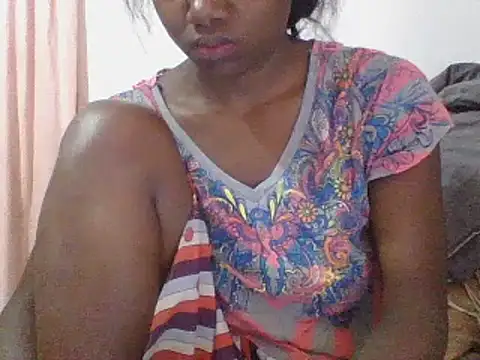 Hamie sexy online show from 10-07-25, 09:10