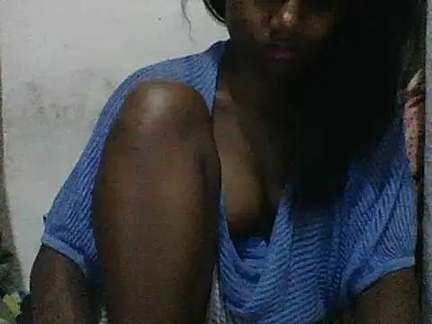 Snapshot of Hamie_sexy chatting on 02-13-26, 09:04 Hamie sexy online show from 02-13-26, 09:04