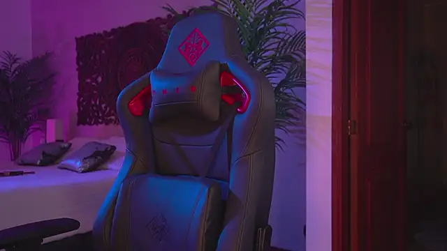 ambarEvans online show from 03-21-25, 11:12