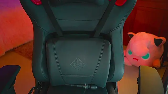 ambarEvans online show from 01-14-25, 09:41