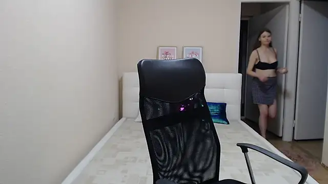 AnnaSweet18 online show from 10-03-25, 06:09