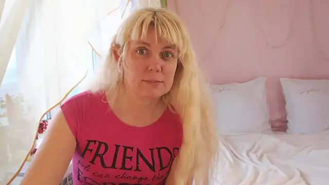 SunnySylvia online show from 01-16-26, 07:01