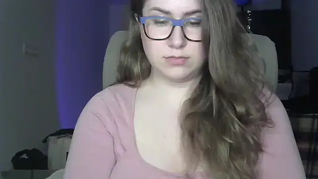 SeasonalSomeone online show from 05-17-26, 11:27