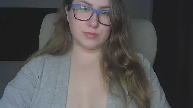 SeasonalSomeone online show from 03-09-26, 09:40