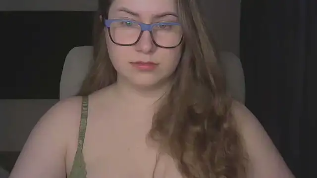 SeasonalSomeone online show from 03-26-26, 07:17