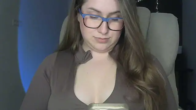 SeasonalSomeone online show from 04-21-26, 11:22