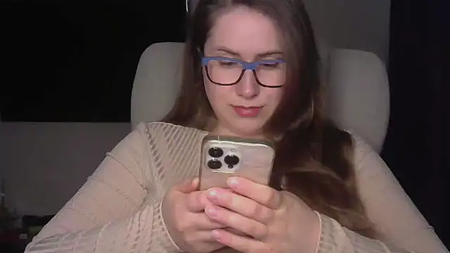 SeasonalSomeone online show from 03-15-26, 11:34