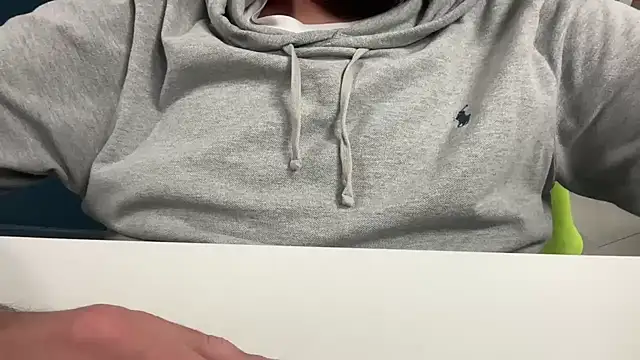 yodaModel1 online show from 12-19-24, 01:29
