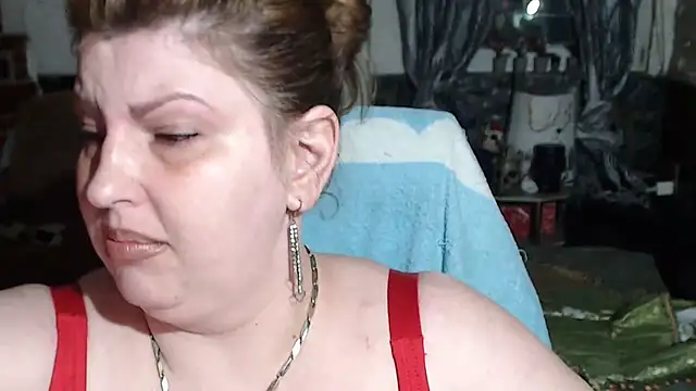 Snapshot of piticaforever chatting on 03-21-26, 03:27 piticaforever online show from 03-21-26, 03:27