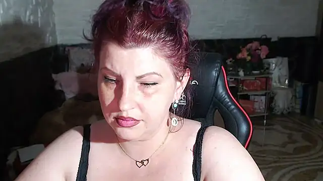 Snapshot of piticaforever chatting on 07-09-26, 02:49 piticaforever online show from 07-09-26, 02:49