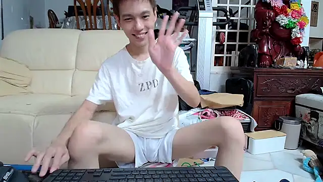 Snapshot of andrewooi chatting on 01-24-25, 02:08 andrewooi online show from 01-24-25, 02:08