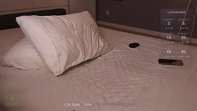 Hit-girl- online show from 02-18-25, 09:31