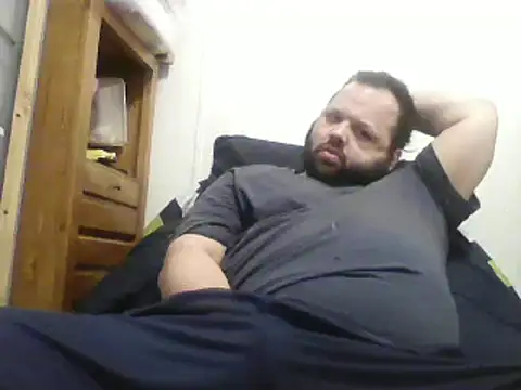 Snapshot of Strongbutgentle36 chatting on 02-07-25, 06:24 Strongbutgentle36 online show from 02-07-25, 06:24