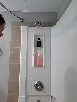 Snapshot of MaddyC6992 chatting on 01-26-25, 04:09 MaddyC6992 online show from 01-26-25, 04:09