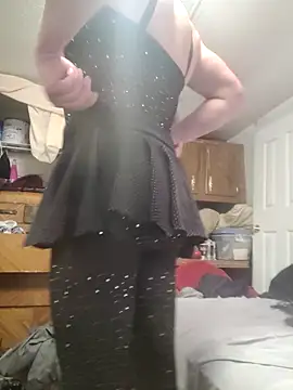 Snapshot of MaddyC6992 chatting on 12-22-25, 07:58 MaddyC6992 online show from 12-22-25, 07:58