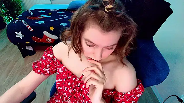 CranberryHot online show from 03-08-26, 02:04