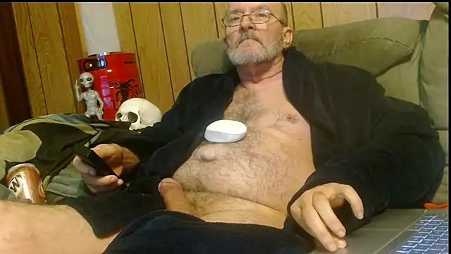 snickers1 online show from 10-13-25, 08:05