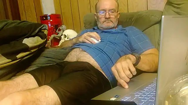 snickers1 online show from 10-11-25, 03:40