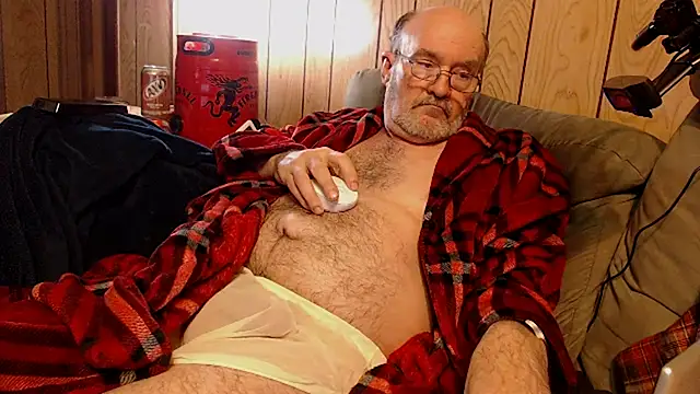 snickers1 online show from 12-18-25, 03:55